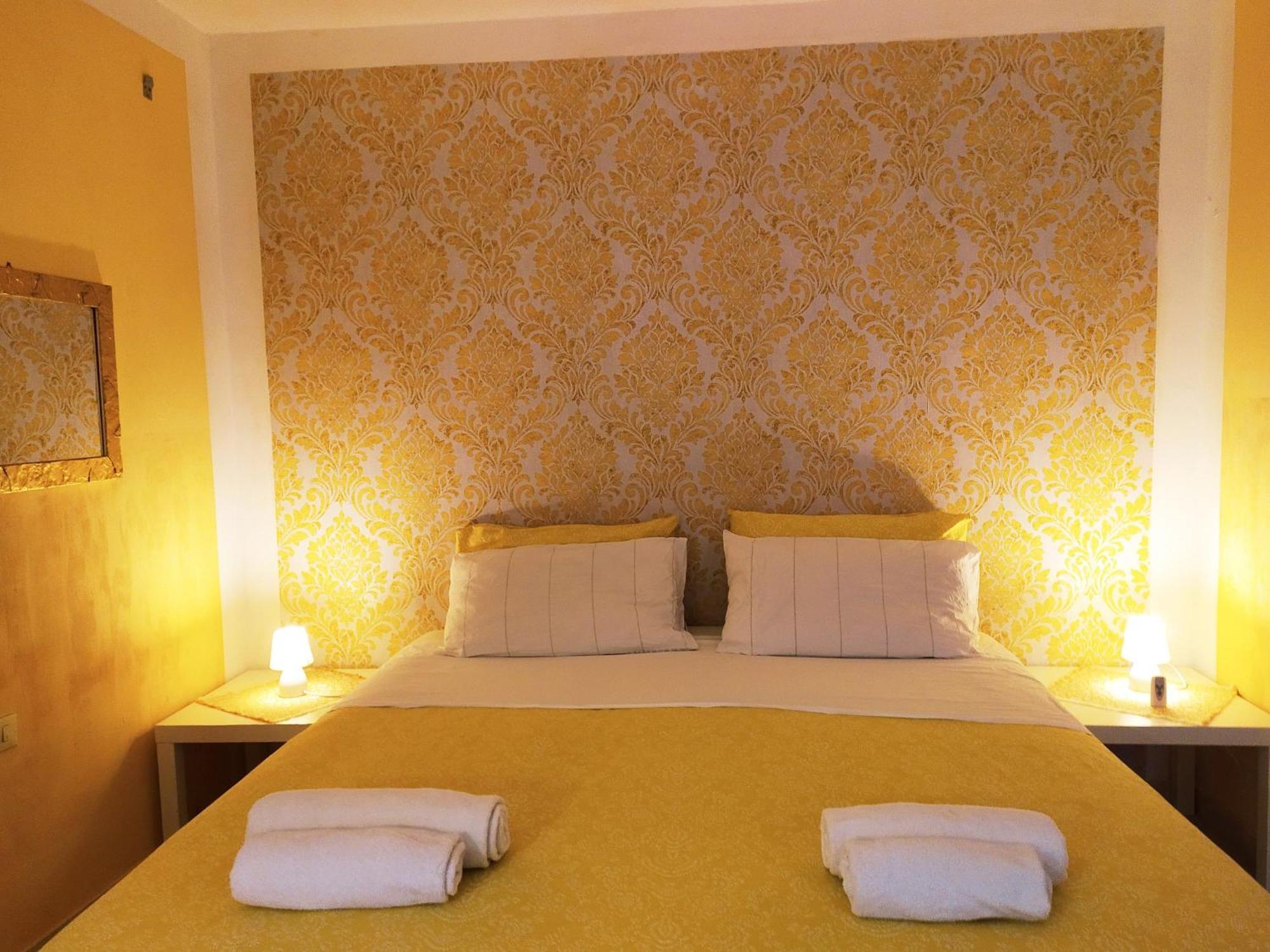 Two Steps From Rialto Bridge Hotel Venesia Bagian luar foto